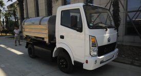 純電動(dòng)勾臂式垃圾車(chē)